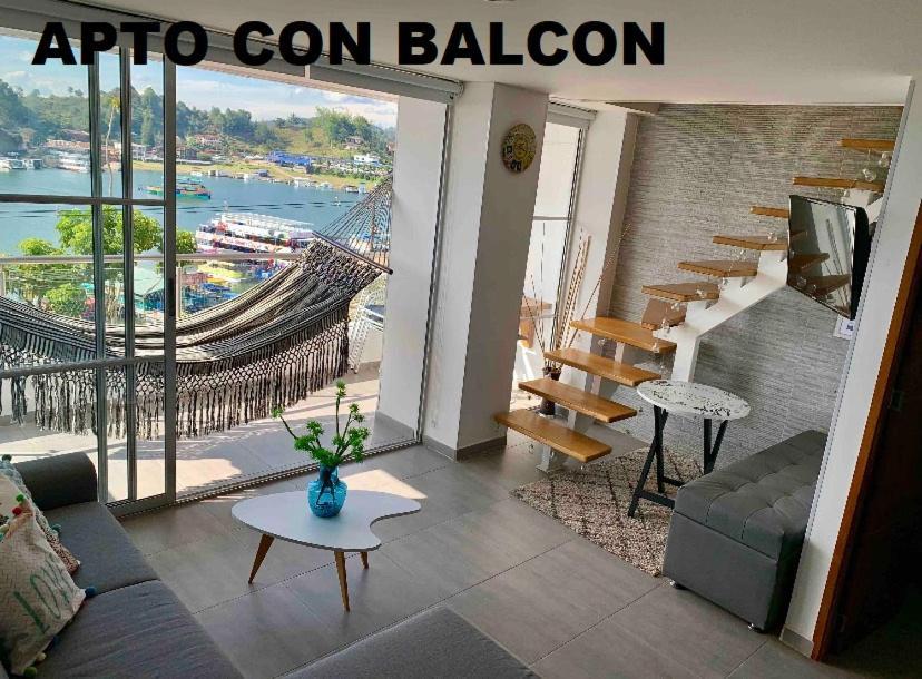 Apartamentos View, Calle Del Malecon Frente Al Lago Гуатапе Екстер'єр фото